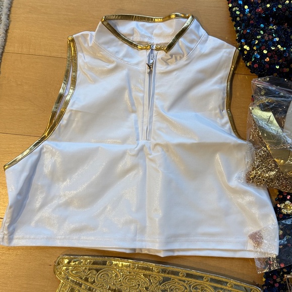 Brand new unworn “Rumi” costume - women’s XS - Picture 2 of 7